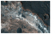 Estratos na Cratera de Marwth Vallis