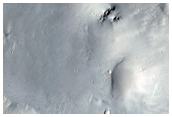 Well-Preserved Large Impact Crater in Terra Sirenum