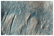 Crater in Terra Sirenum