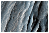 Very Fine Layers in Juventae Chasma