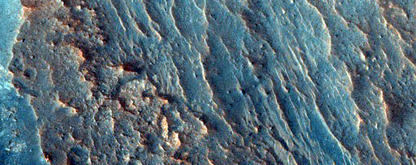 Pic central dun crter dimpacte a Acidalia Planitia