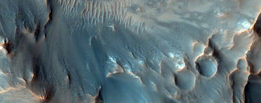 Unnamed Central Pit Crater in Daedalia Planum