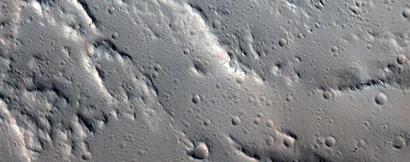 Complex Crater in Tharsis Region