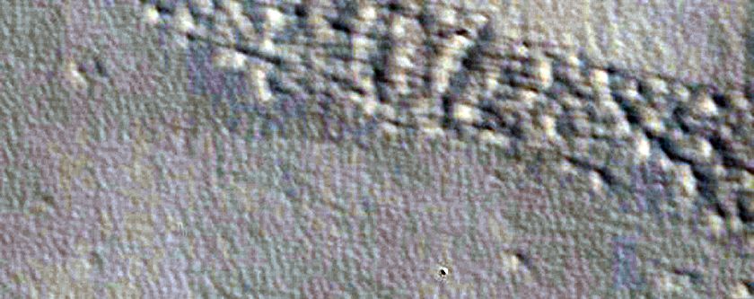 Change Detection with Southern Part of HiRISE Image PSP_006680_1740