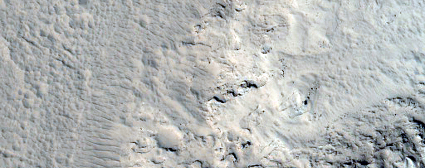 HiRISE | Eastern Tooting Crater Impact Processes (ESP_013735_2035)