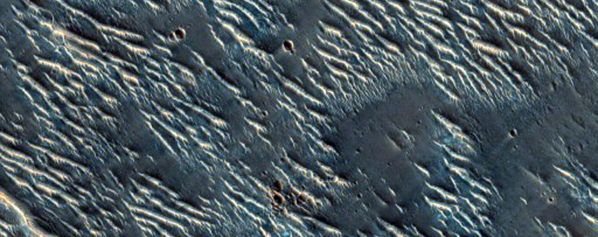Crater in Syrtis Major Planum