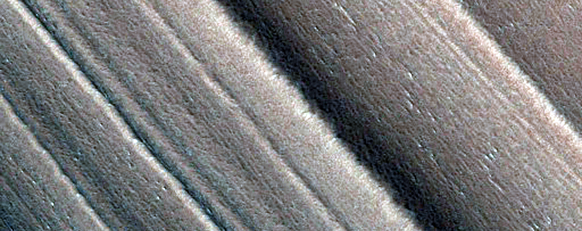 North Polar Trough Wall in Springtime