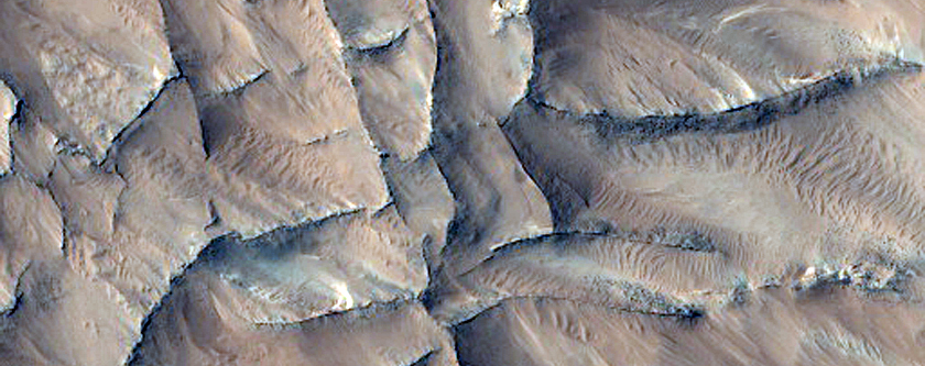 Ridged Material in Viking Image 693A34