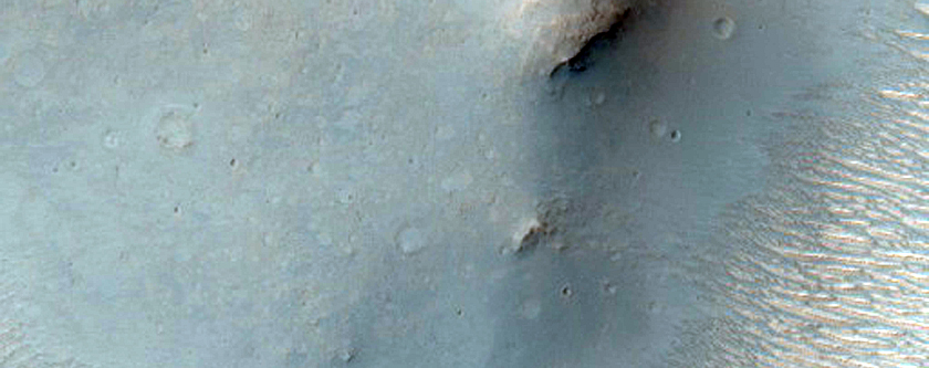 Rim of Crater in Tyrrhena Terra
