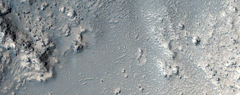 Unnamed Faded Rayed Crater in Elysium Planitia