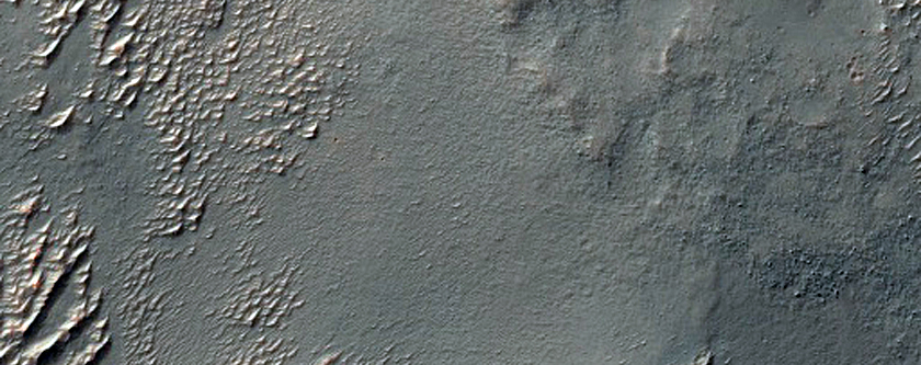 Thermally Distinct Area in the Nectaris Fossae