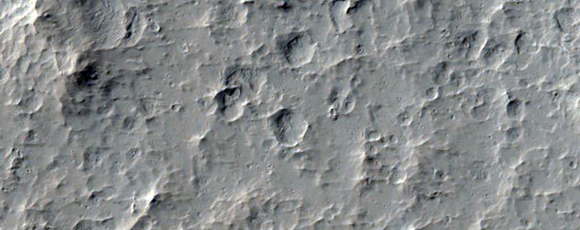Banded Lobate Forms on Lucus Planum