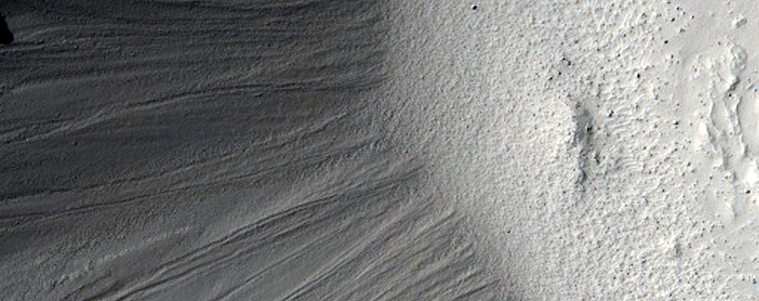 Well-Preserved 8-Kilometer Diameter Impact Crater