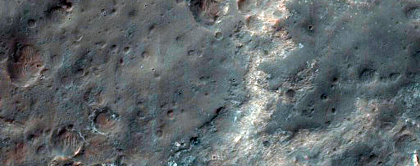 Light-Toned Deposits near Ganges Region