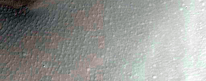 Complex Crater in Daedalia Planum