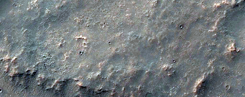 Valley Crossing Mare-Type Ridge in Solis Planum