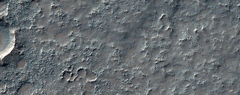 Olivine-Rich Flows in Solis Planum