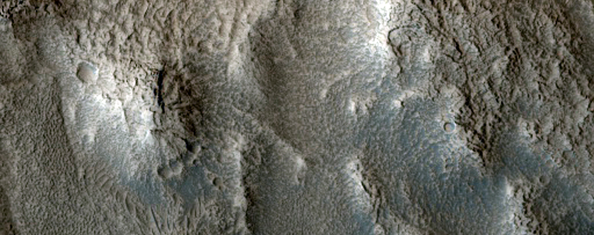 Central Peak of Northern Plains Crater