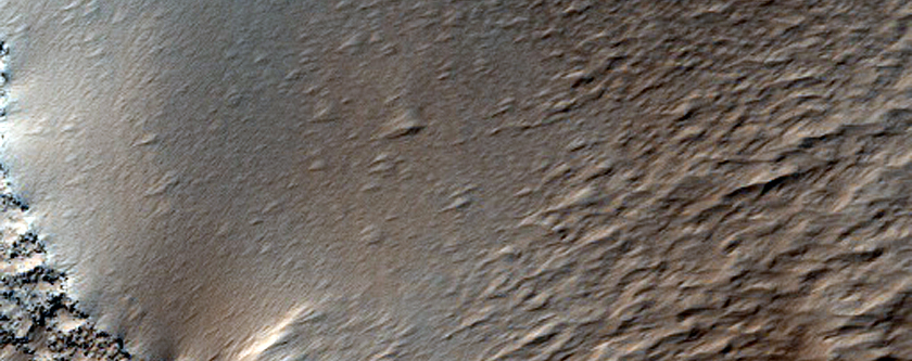 Small Scarp on Olympus Mons