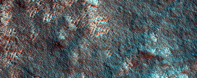 Fractured Ground on Floor of Hellas Planitia