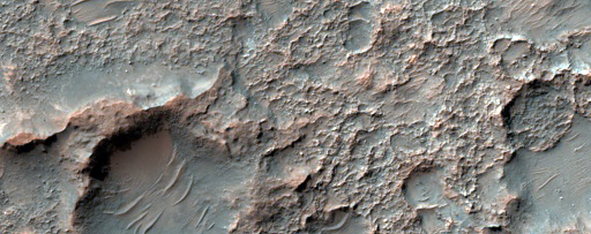 Bedrock Exposures on Crater Floor in Terra Sabaea-Tyrhenna Terra Boundary