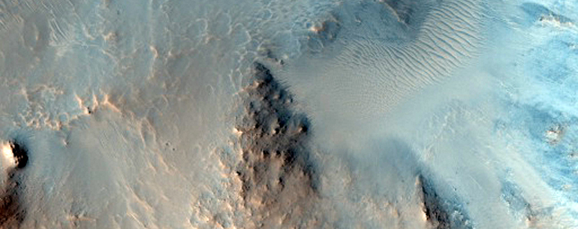 Central Peak of a Large Crater in Acidalia Planitia