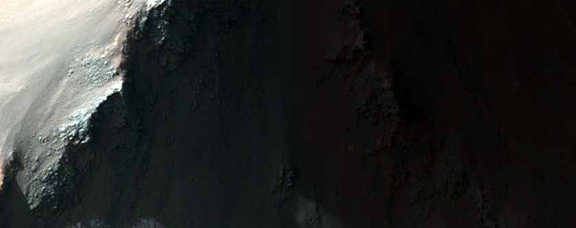 Ridge in Coprates Chasma