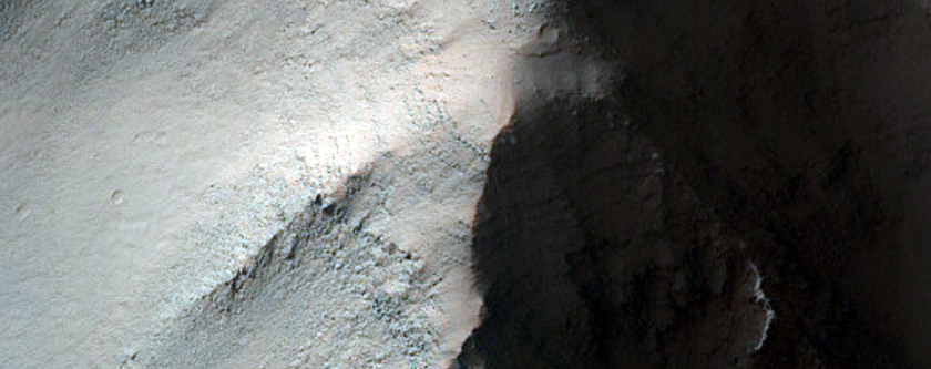 Layered Interior Ridge in Coprates Chasma