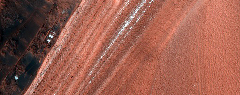 Chasma Boreale Eastern Head Scarp
