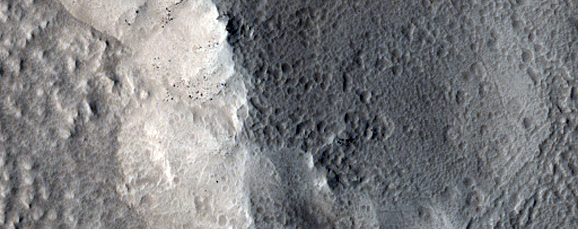 Cangwu Crater