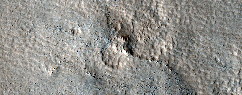 Pedestal Crater in Northern Plains