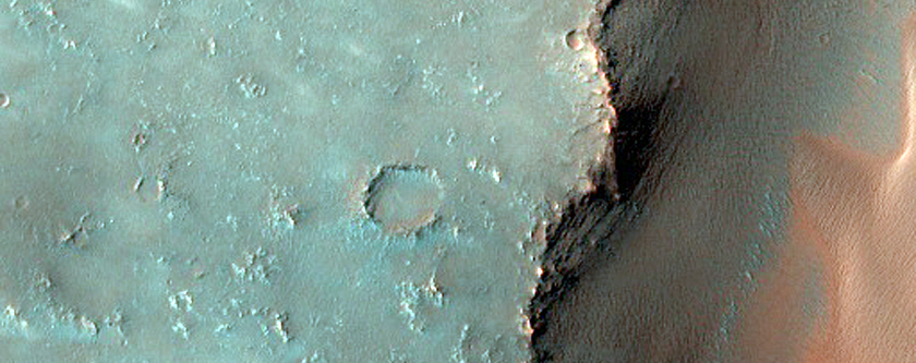Aeolian Features in Valley in North Syrtis Major