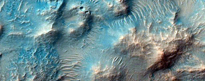 Bedrock Exposures in Central Peak and Walls of Poti Crater
