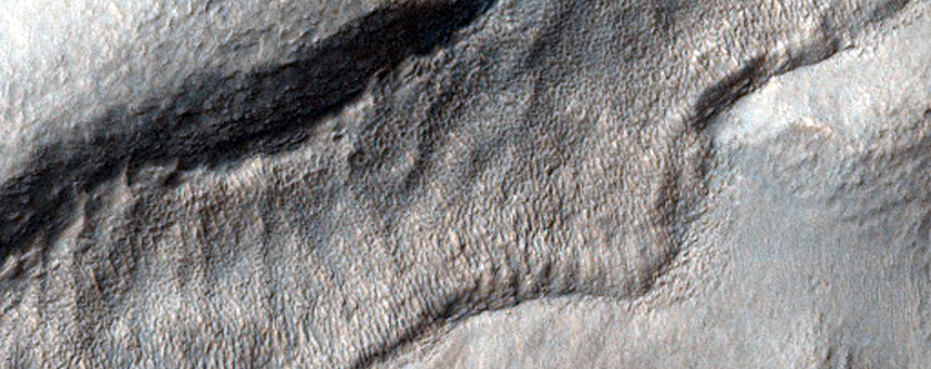 Sinuous Ridge on Hellas Planitia Rim
