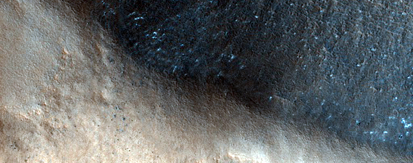 Persistent Northern Plains Ice Deposit
