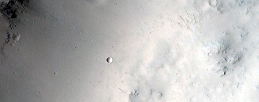 Well-Preserved Complex Crater near Iani Chaos