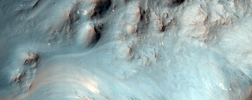 Central Pit and Layers of Impact Crater in Terra Sirenum