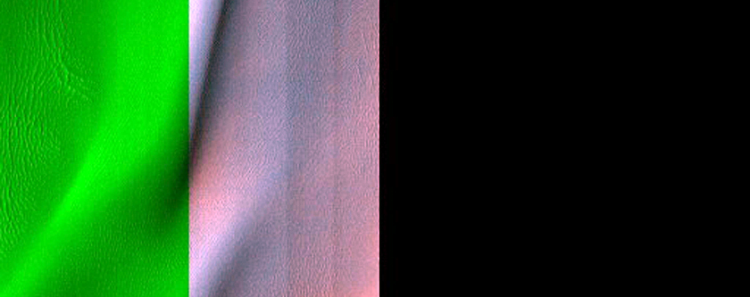 Dunes in Coprates Chasma