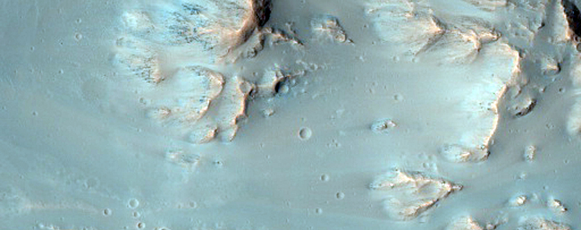 Crater in Tyrrhena Terra with Good Mafic Variability Exposed
