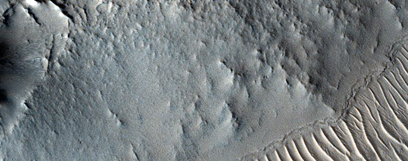 Central Structure of 30-Km Diameter Impact Crater in Amazonis Planitia