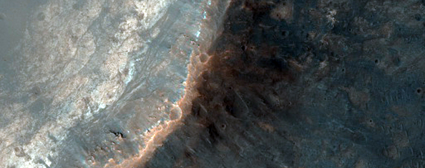 Terrain North of Her Desher Vallis