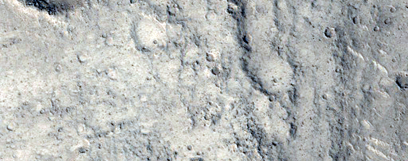 Streamlined Cratered Island Landform in Maja Valles System