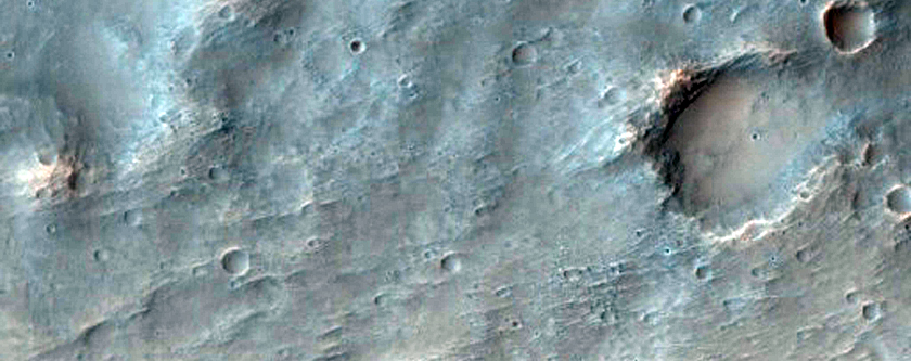 Gullied Crater Wall near Sirenum Fossae