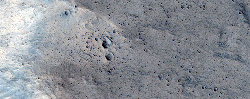 Possible Central Channel in Nanedi Valles