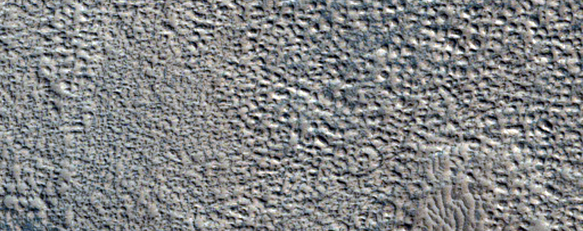 Small Well-Preserved Impact Crater in Arcadia Planitia