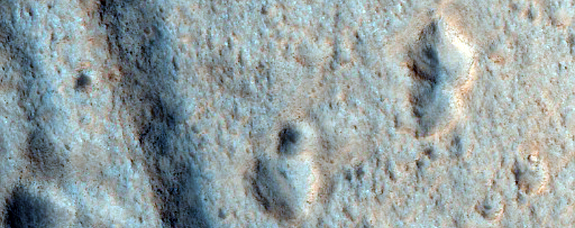 Layered Cliffs and Possible MSL Rover Landing Site in Libya Montes