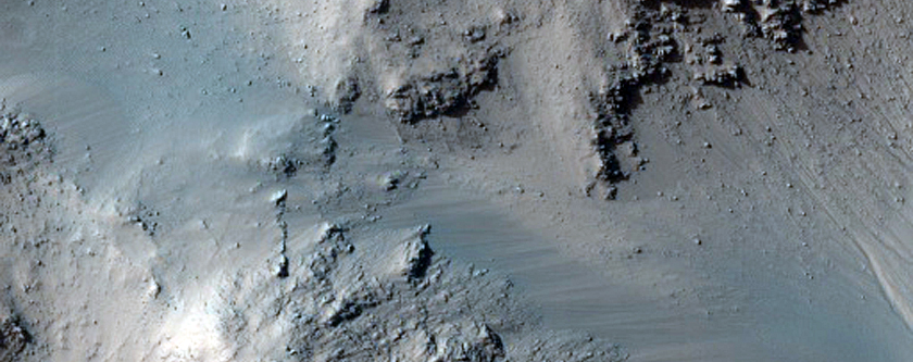 Well-Preserved Crater in Terra Cimmeria
