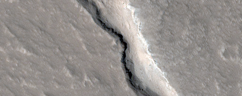 Lava Flows on the Northwestern Flank of Olympus Mons