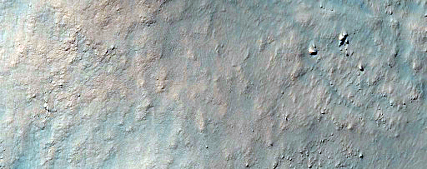 Central Peak of Impact Crater in Terra Sirenum