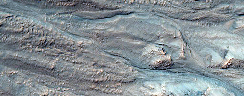 Slope Features on Wall of Palikir Crater